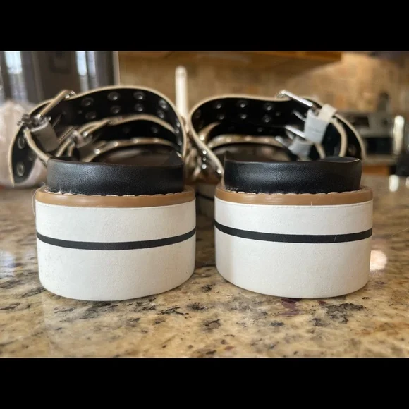 Steve Madden Cala Snake Embossed Sandal
 
WHITE MULTI, Size 7 M - Picture 3 of 5